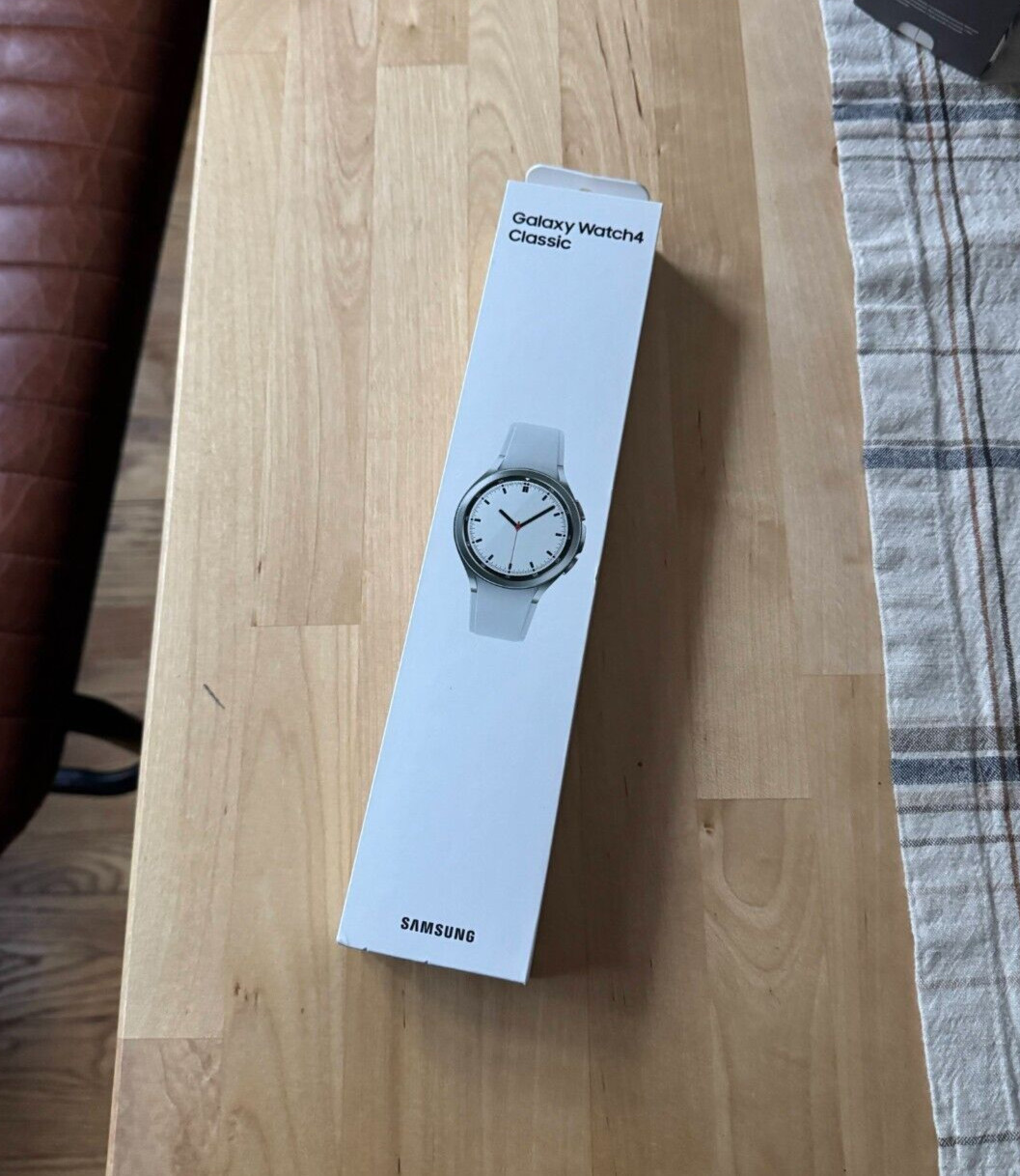 Samsung Galaxy Watch4 Classic SM-R880 42mm Stainless Steel Case with Ridge-Sport