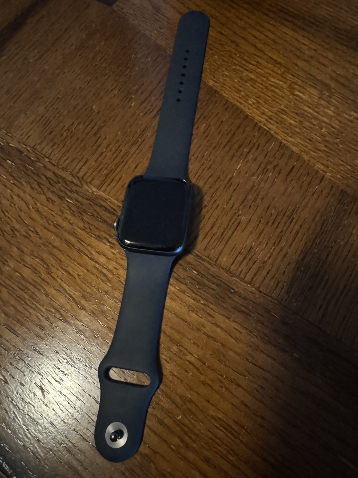 Apple Watch SE Beautiful OLED Retina Display Excellent