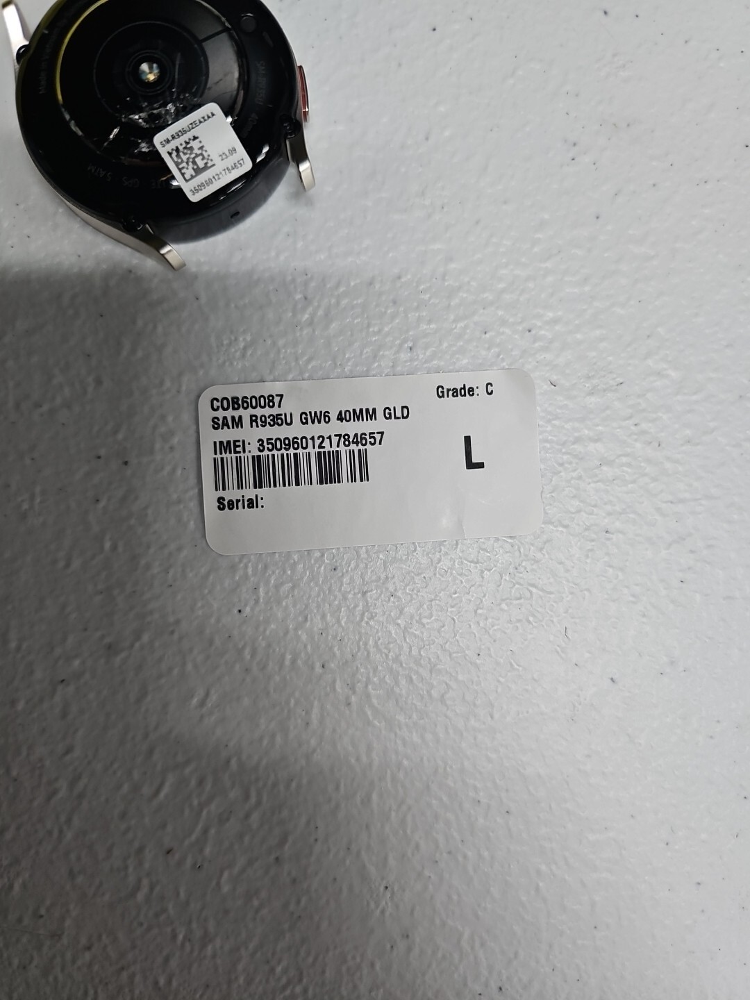 READ DESCRIPTION – Samsung Galaxy Watch 6 40mm LTE R935U Gold – SGW6100