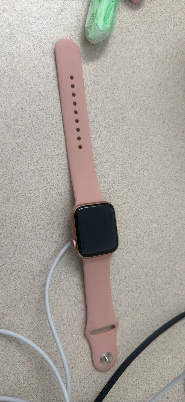 Apple Watch Rose Gold with Pink Sand Sport Band Series 5 cellular 40mm