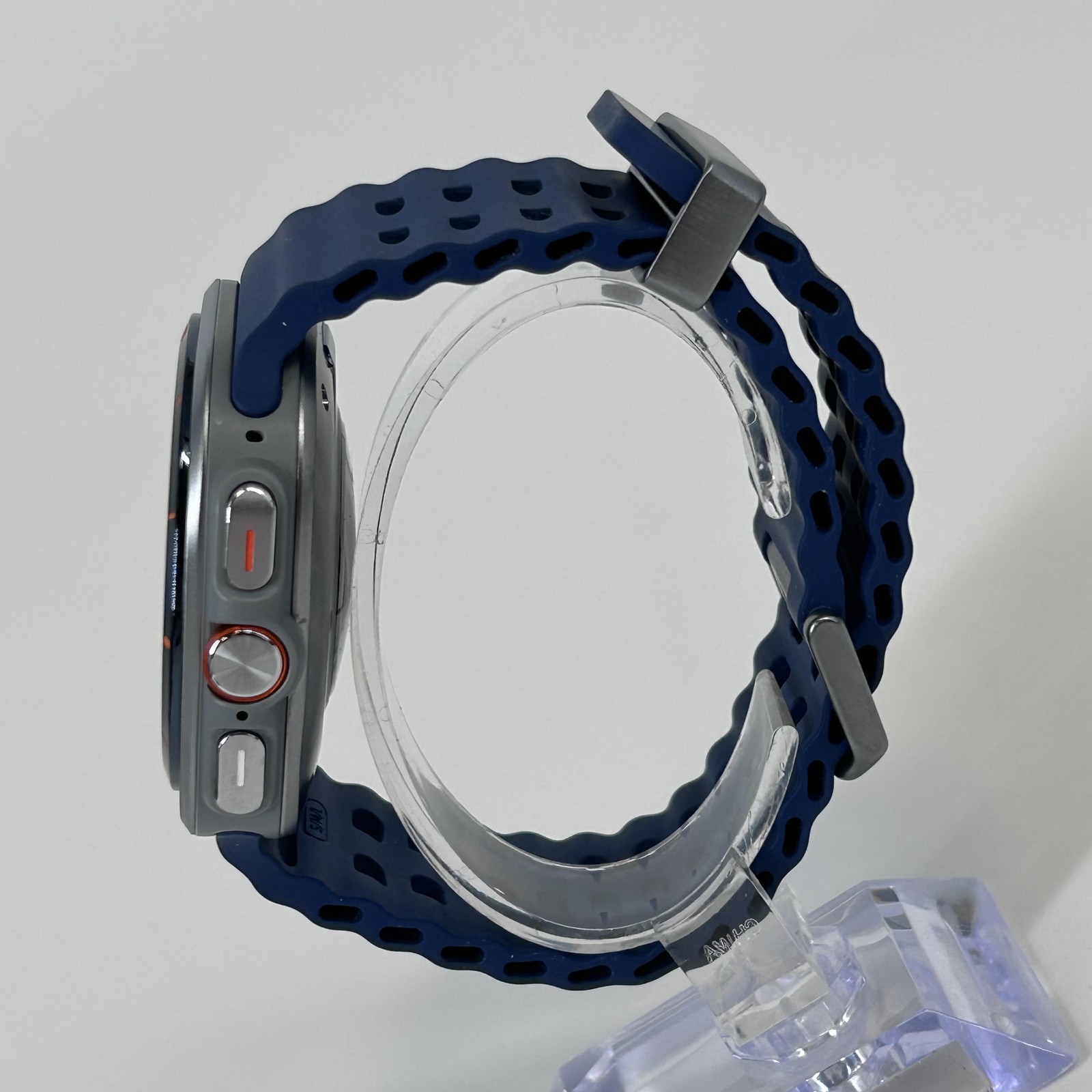 Samsung Galaxy Watch Ultra (2025) 47mm Blue Titanium (LTE) w/ Blue Marine – Good