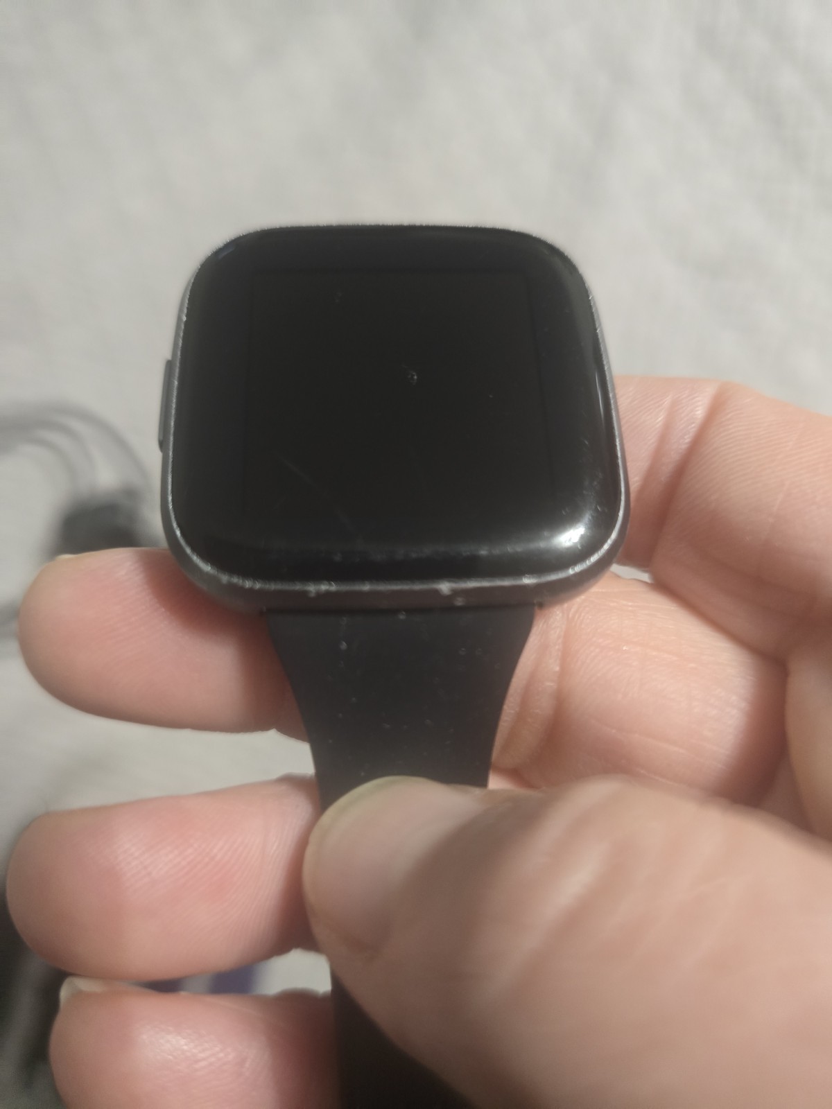 Fibit Versa 2 Smart Watch With 7 Extra Bands