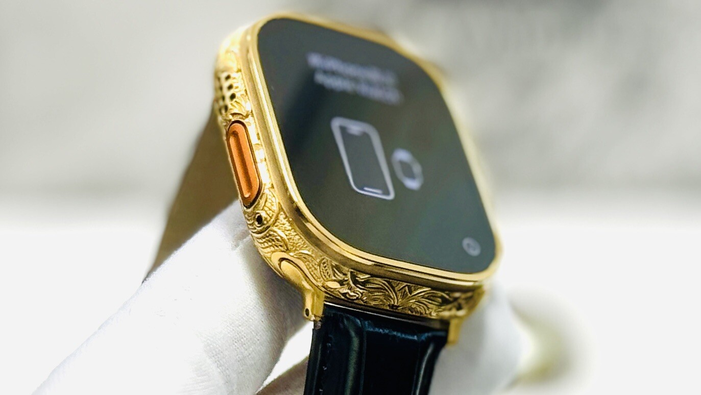 Apple Watch ULTRA 49mm Hand Engraved 24k Gold Plated With 24k Gold Plated Link B