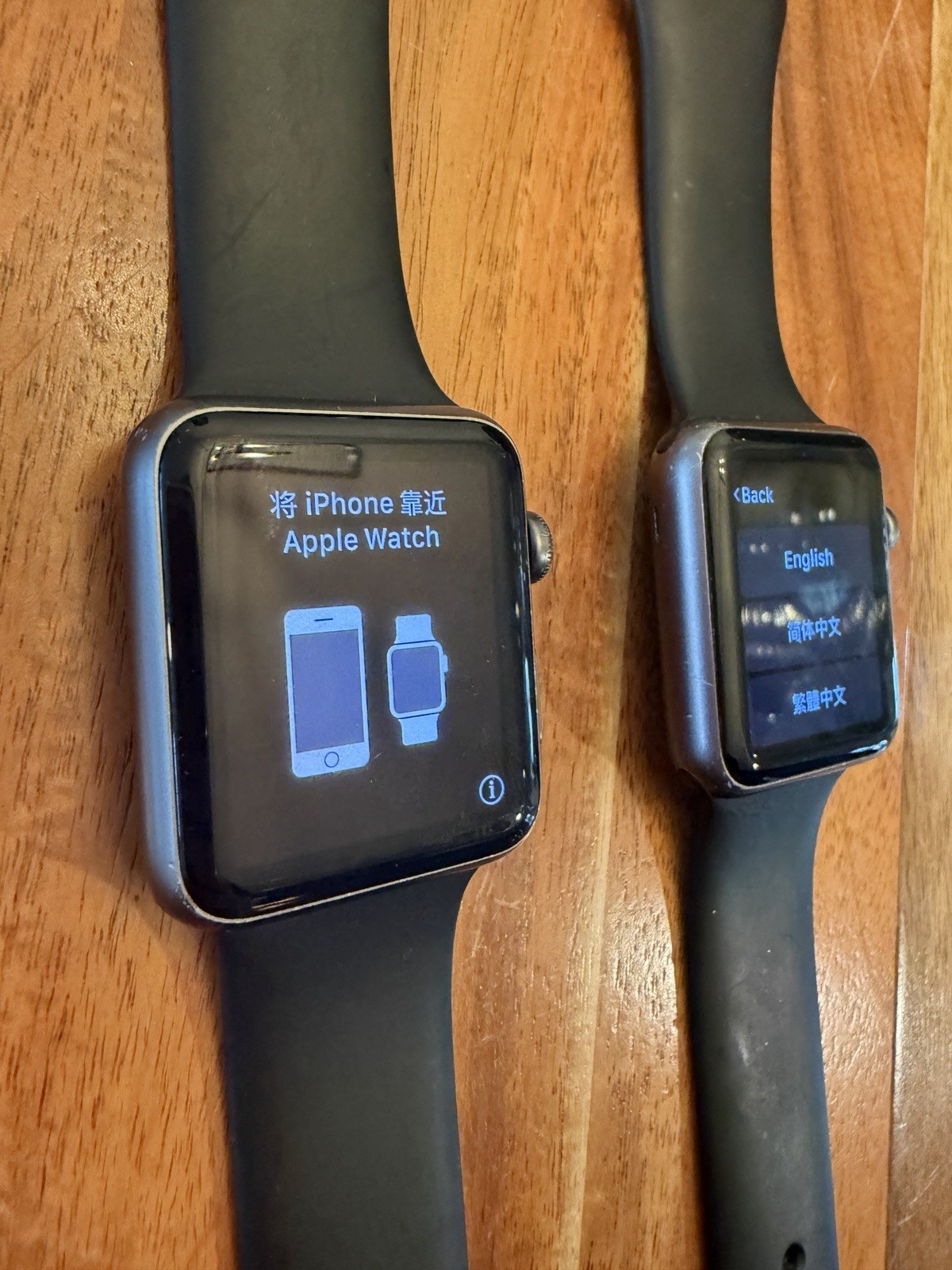 2 Apple Watch Sport 1st Gen Series 7000 42mm Gray Aluminum, Black Band 8GB