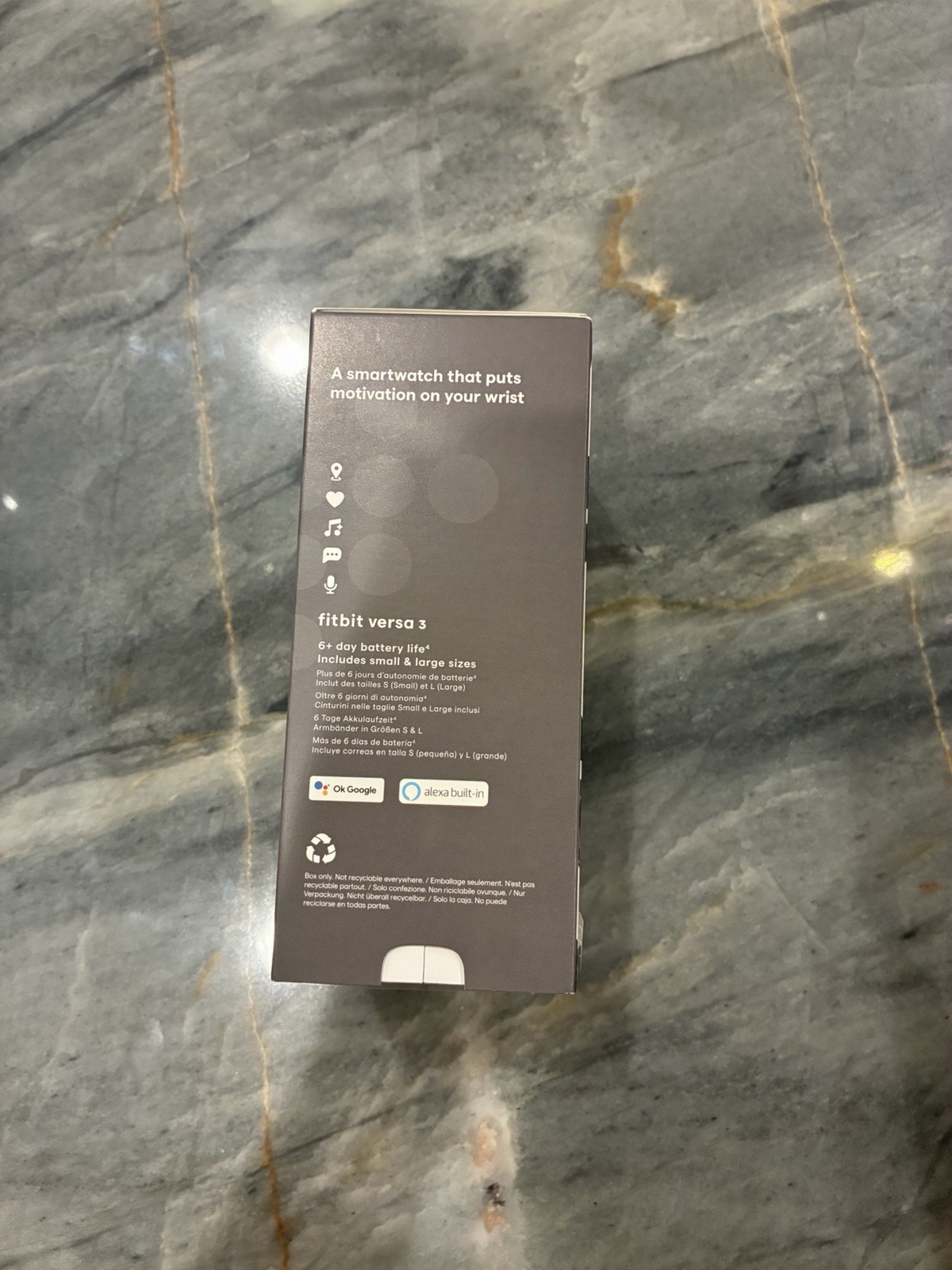 Fitbit Versa 3 GPS Smartwatch 40mm Black Aluminum Case Black Silicone Band