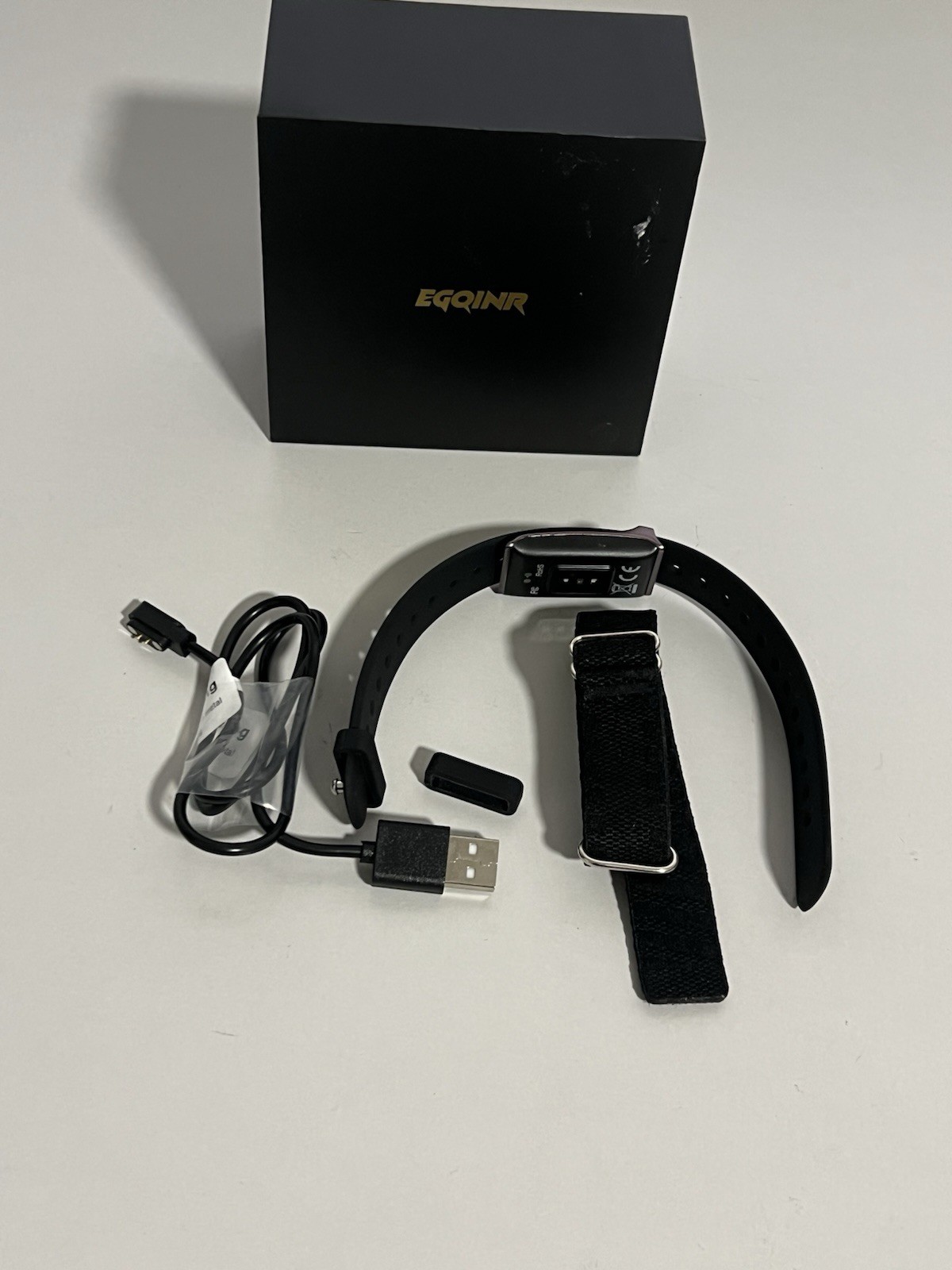 EGOINR Smart Bracelet, Wearable Activity & Fitness Tracker Band