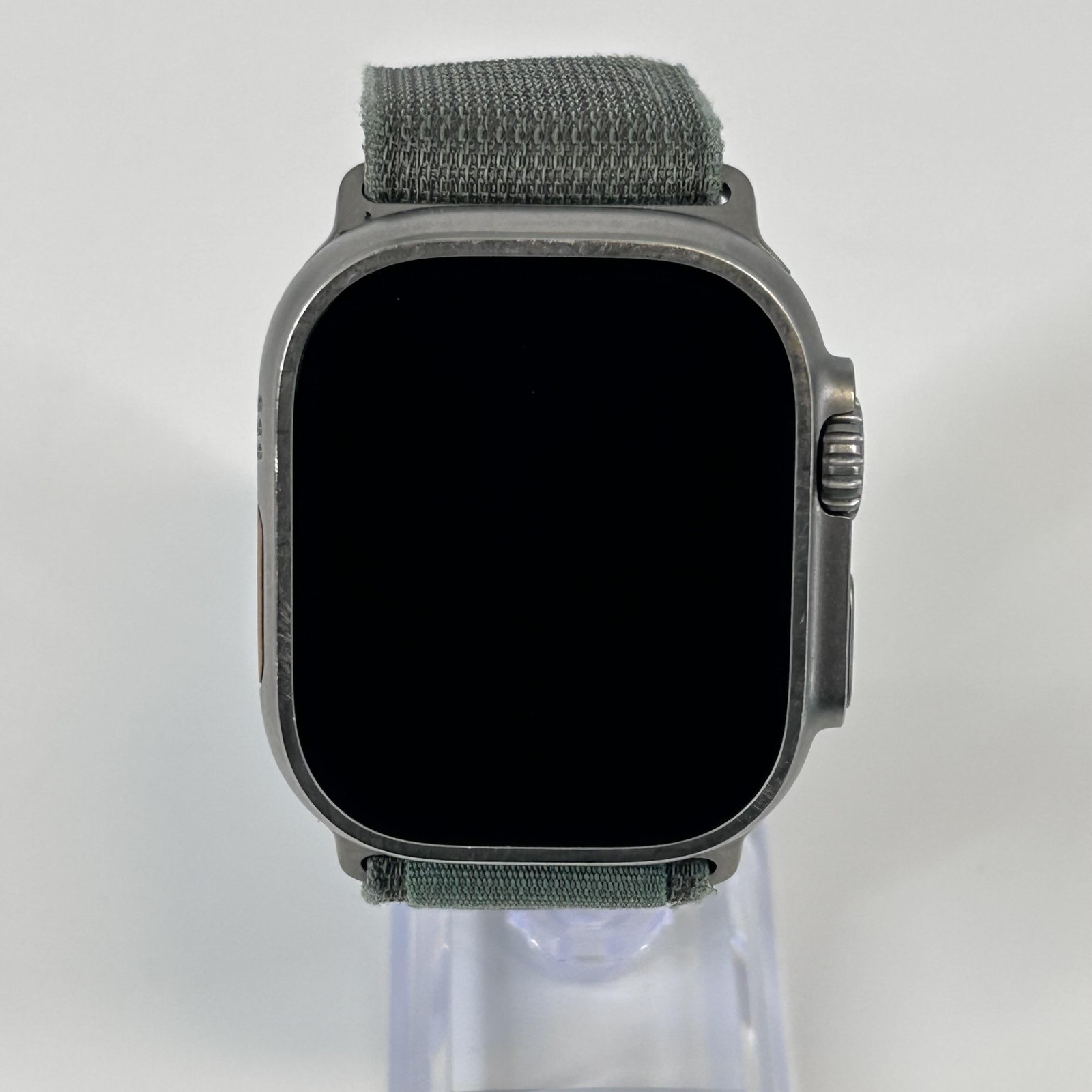 Apple Watch (Ultra) 49mm Titanium (LTE) w/ Green Alpine Loop – Very Good