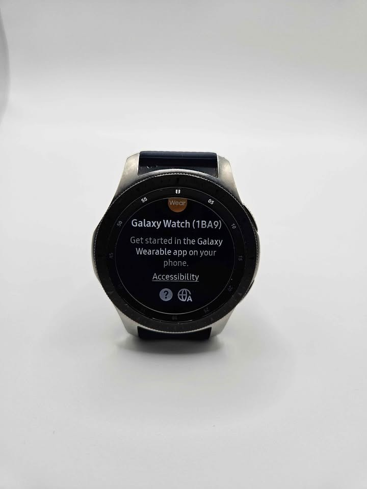 Samsung Galaxy Watch 46mm Silver Black SM-R800 Rotating Bezel Smartwatch