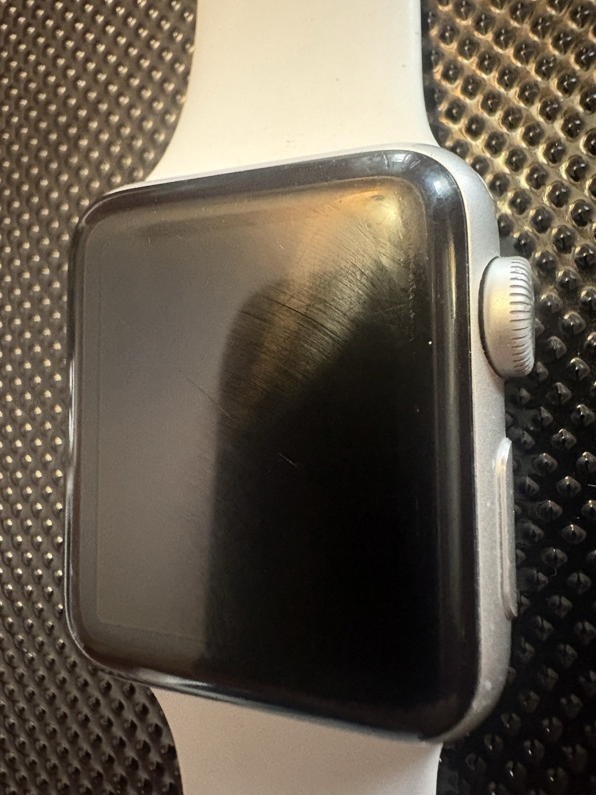 Apple Watch Series 3 38mm Aluminum Light Gray Band, Small Scratch In Screen.