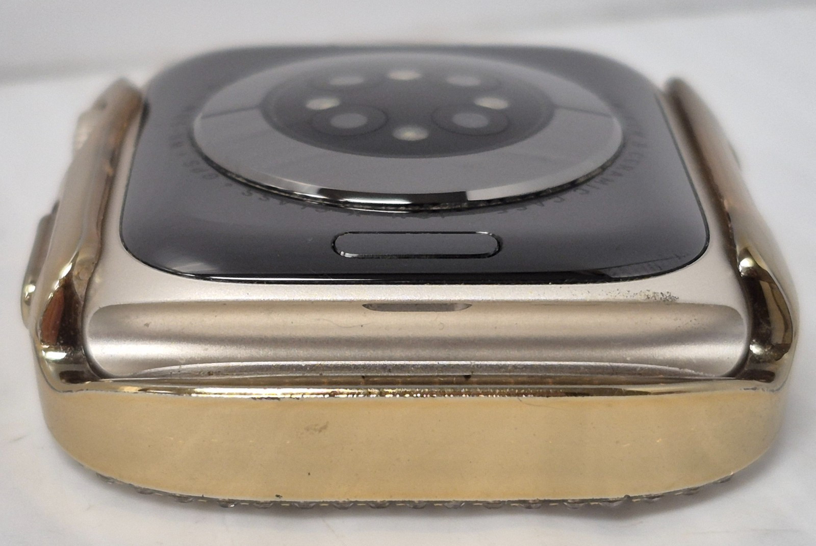(N9742703) Apple A2770 Series 8 Smart Watch