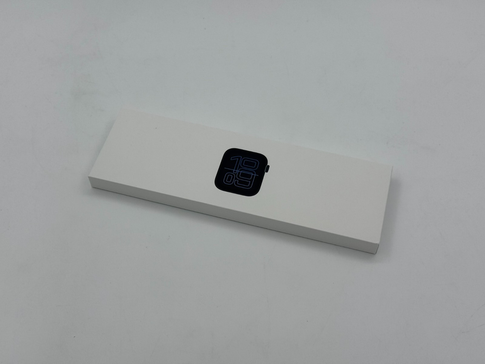 Apple Watch SE 3 40mm GPS Midnight Aluminum S/M Sport Band MEH94LW/A Excellent