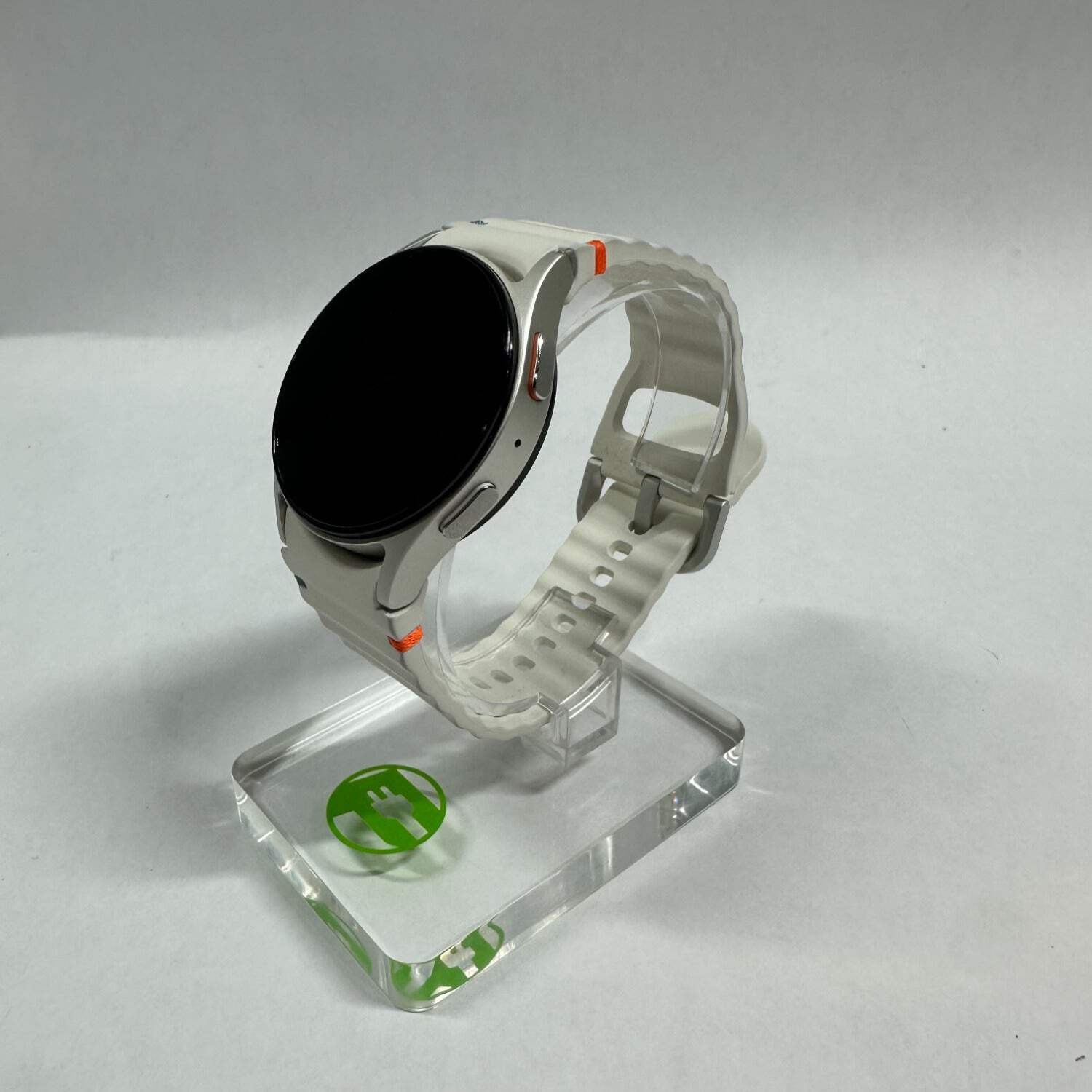 Unlocked Samsung Galaxy Watch7 Aluminum Smartwatch SM-L305U