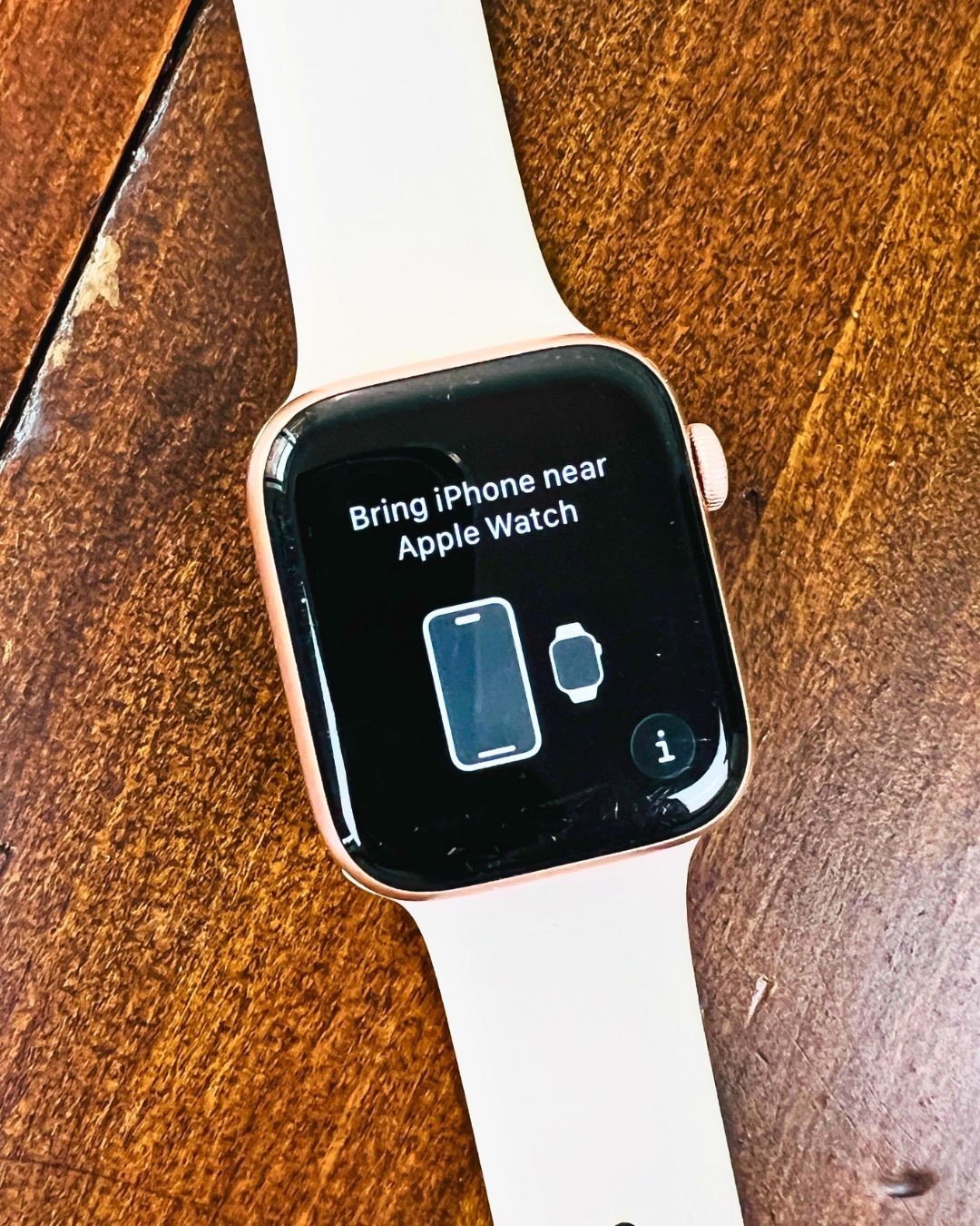 Apple Watch Series 6 GPS 44mm Rose Gold Aluminum White Sport Band Unlocked