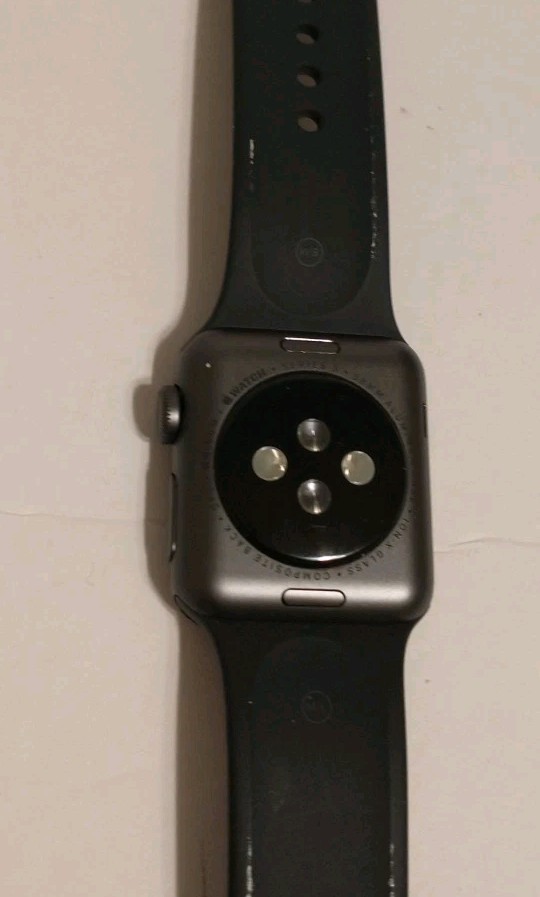 Apple Watch Series SE 1st Gen (GPS-LTE) 40mm Aluminum Sport band