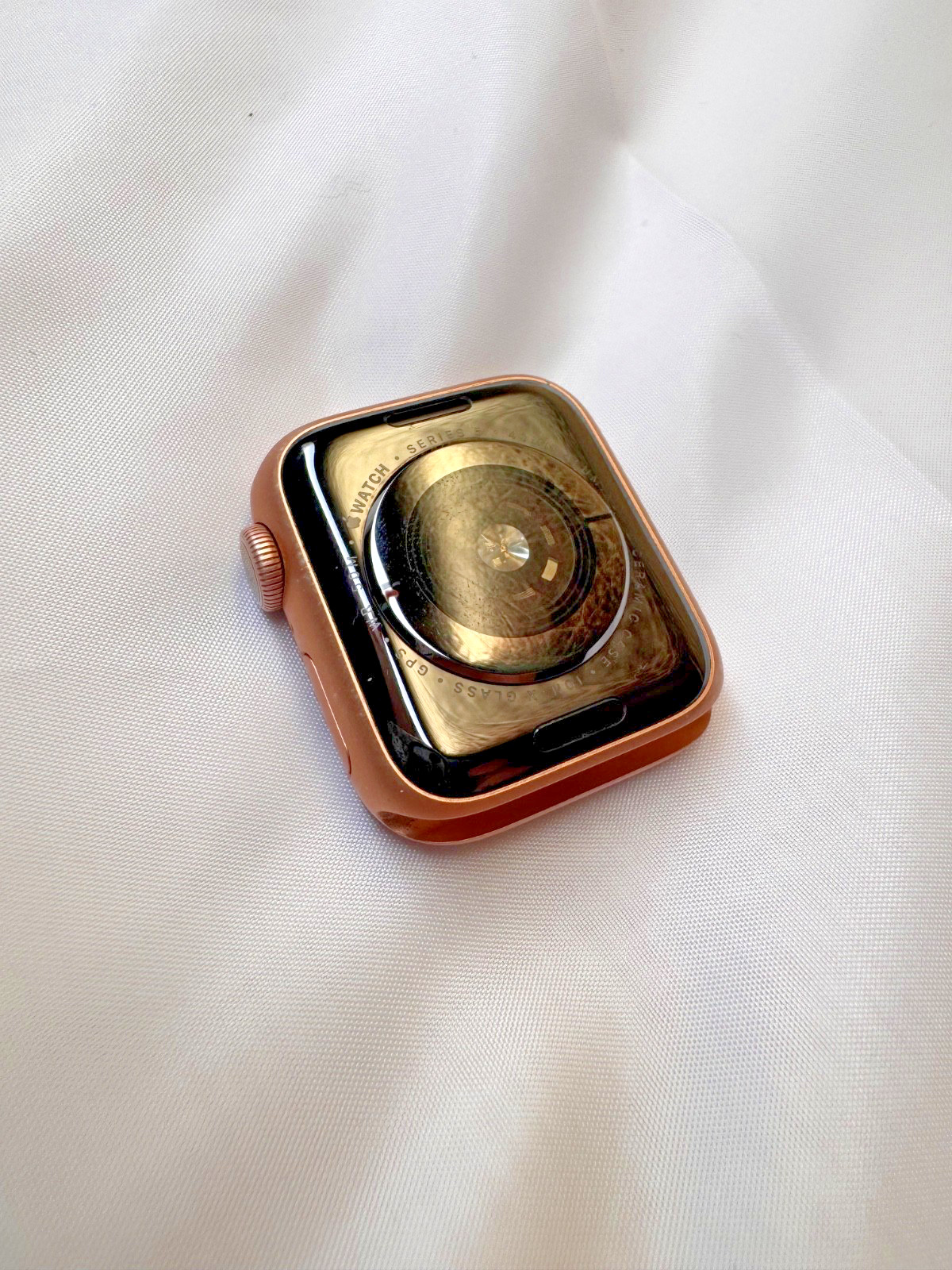 Apple Watch Series 5 40mm Gold Aluminum – Pink & Blue Bands
