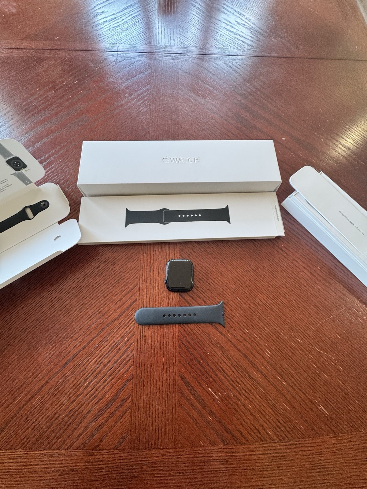 Apple Watch Series 7 45mm Midnight Aluminum Case with Midnight Sport Band 85%