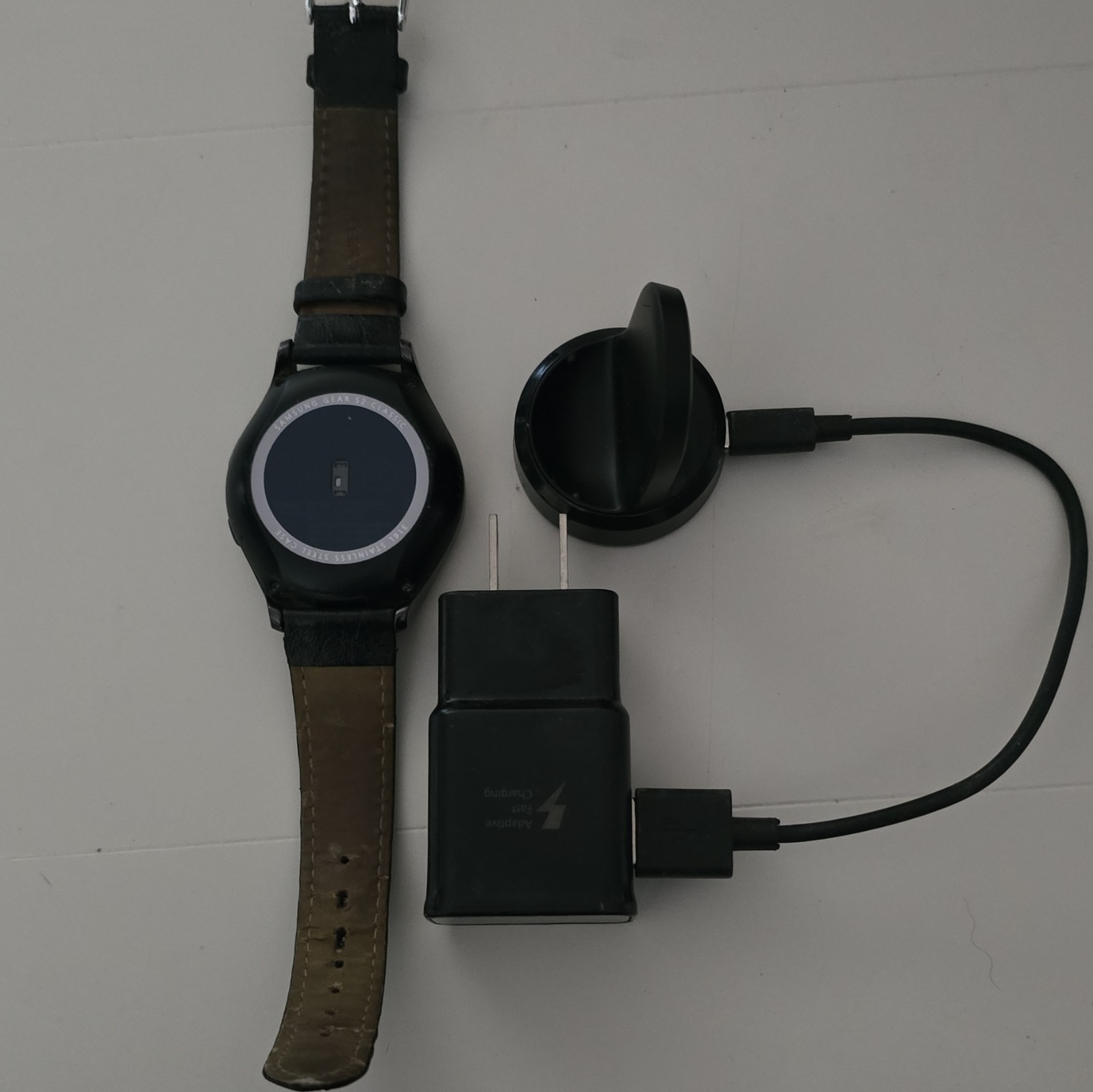 Samsung Gear S2 Classic 42mm Black Smartwatch, Leather Band