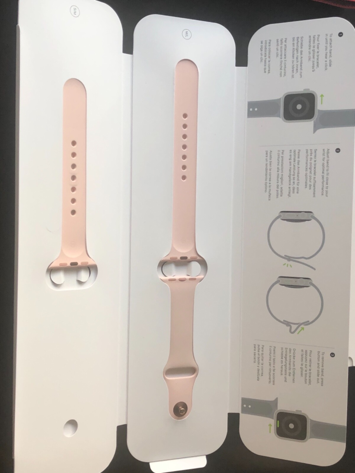 Apple Watch Series 4 40 mm Gold Aluminum Case with Pink Sand Sport Band (GPS)…