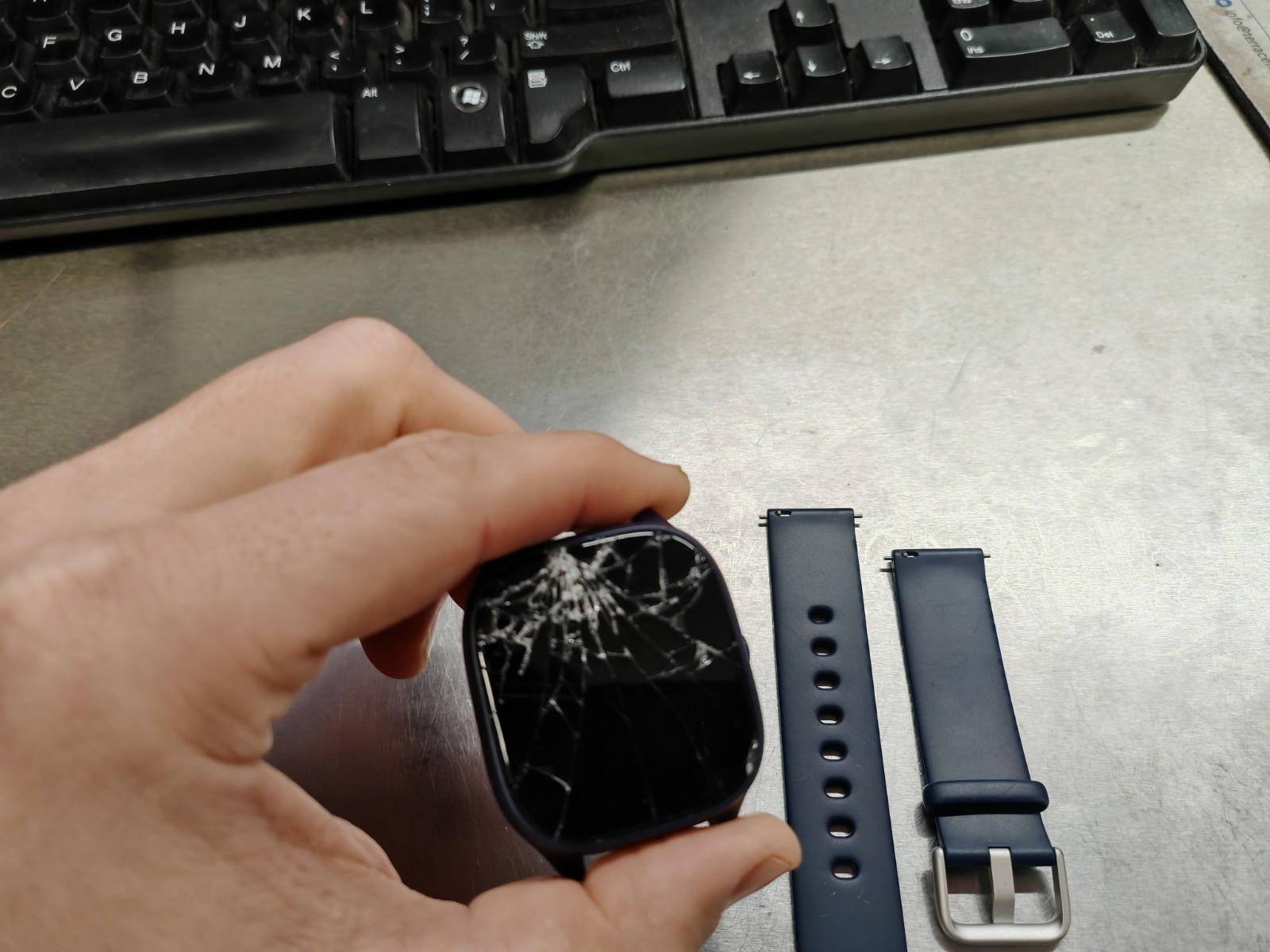 Broken Parts Repair Verizon Gizmo 3 Watch (for Parts)