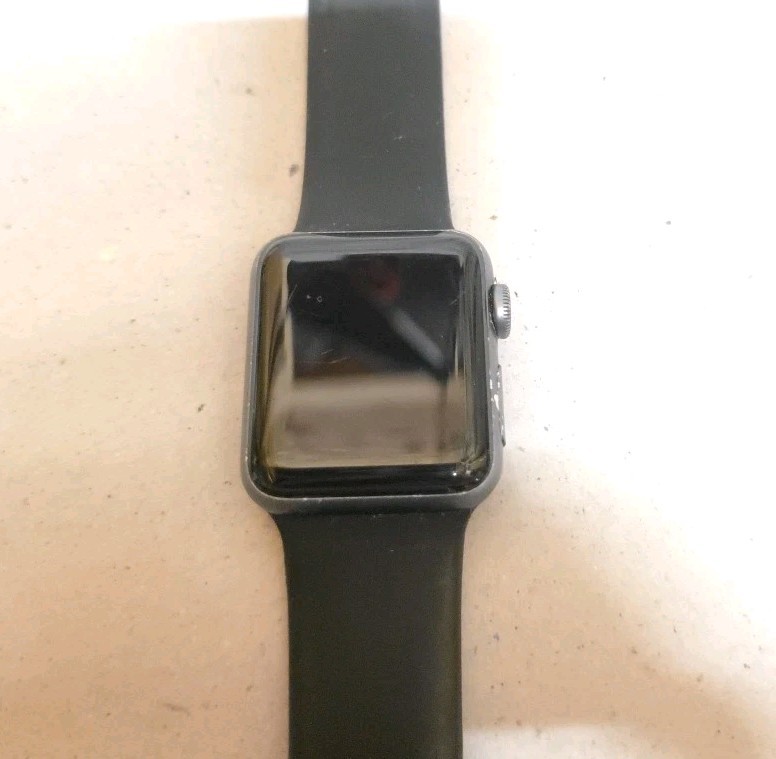 Apple Watch Series 3 38mm Wi-Fi Bluetooth Black Gray READ