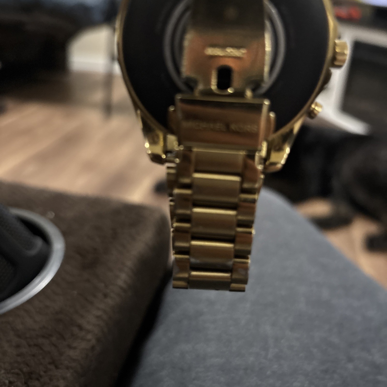 Gen 6 Michael Kors Gold Smart Watch With Sim Port With Touch Skreen Face