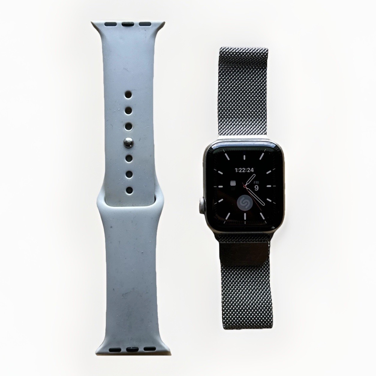 Apple Watch Series 5 40mm Stainless Steel Stainless Milanese Loop Cellular A2094