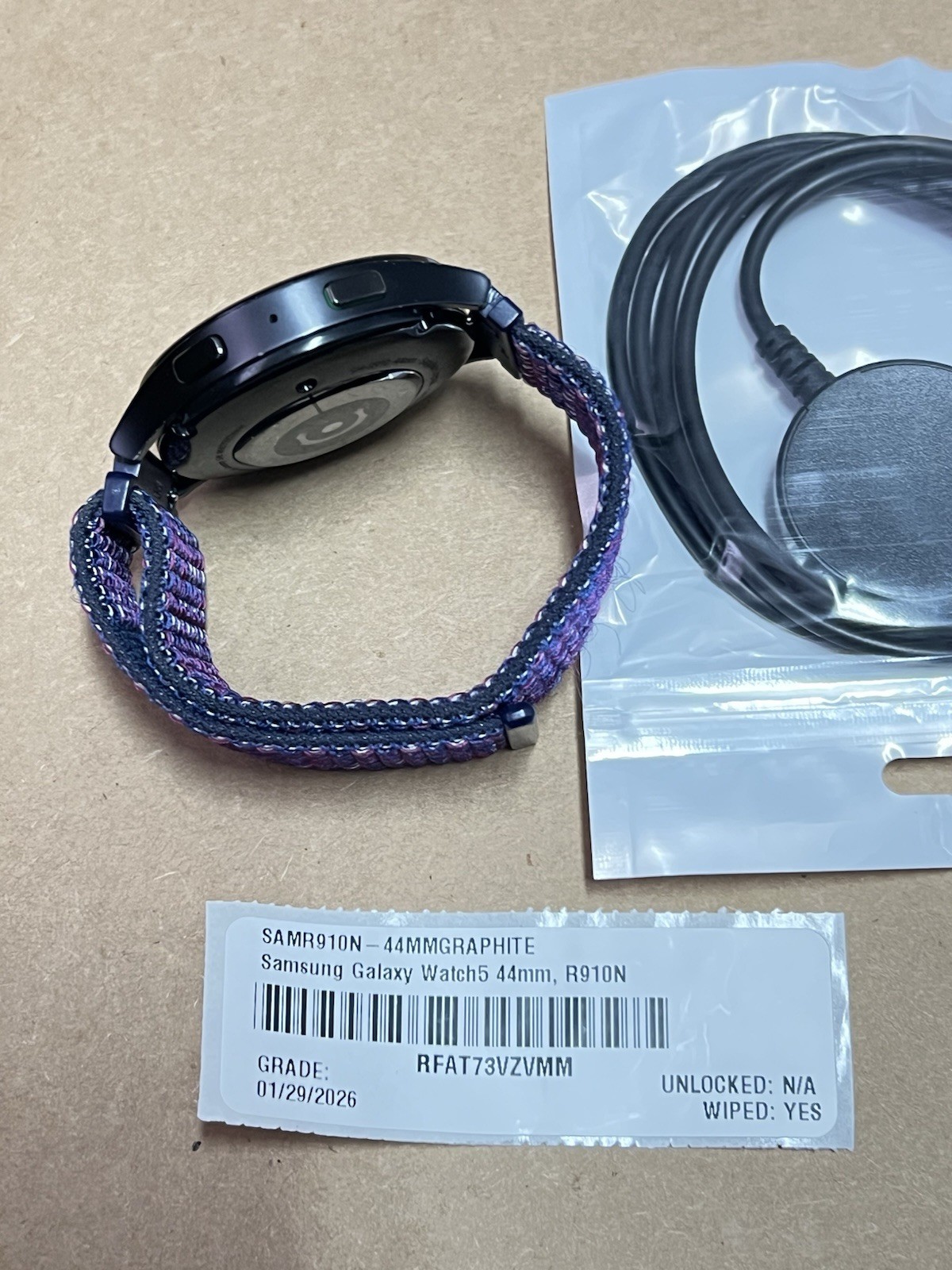 Samsung Galaxy Watch5 44mm Bluetooth GPS Aluminum SM-R910
