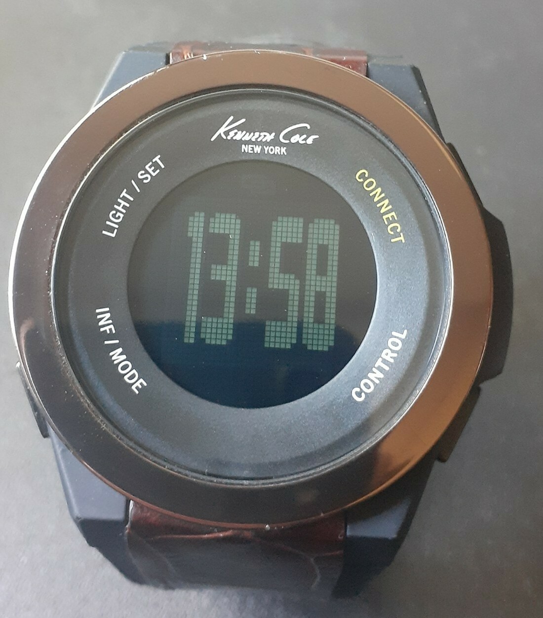 Kenneth Cole, Men’s Connect Smart Watch, Two Tone Silicone Band, G0827A, New Bat