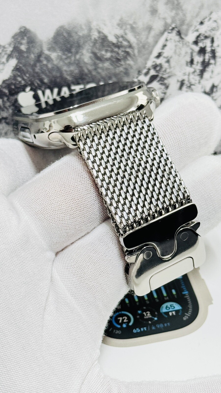 Apple Watch ULTRA 2 49mm CUSTOM Diamond Polished Apple Titanium Milanese Loop