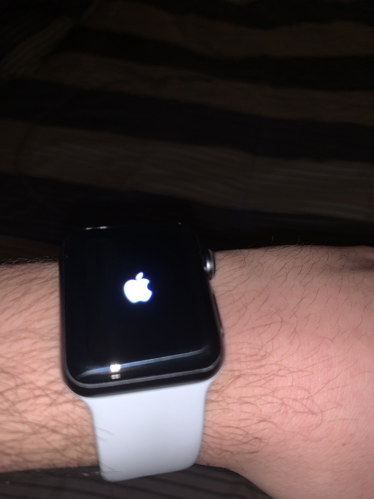 Apple Watch Series 3 38 mm Silver Aluminum Case