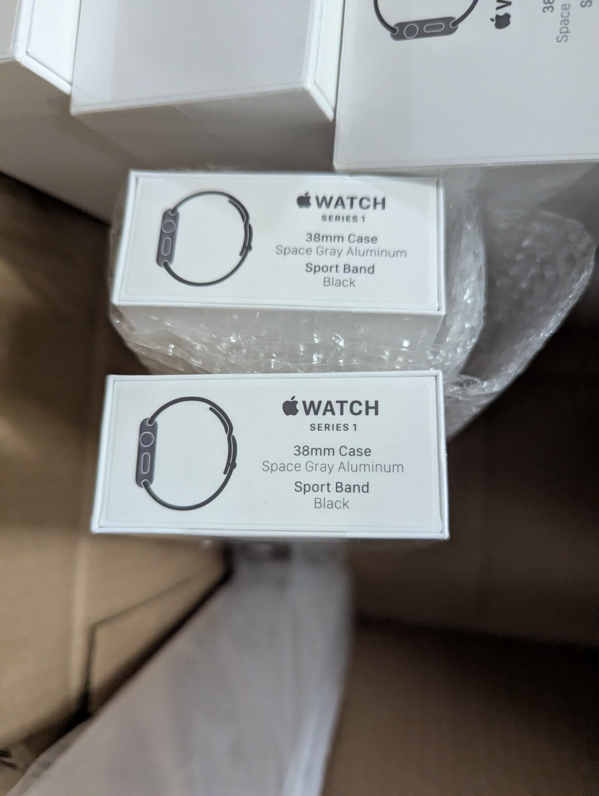 NEW SEALD Apple Watch Series 1 38mm Aluminum Case Black Sport Band – (MP022LL/A)