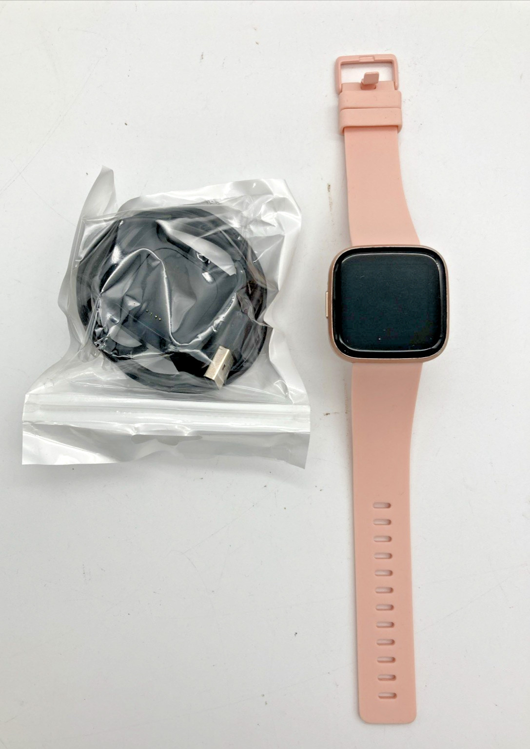 **GOOD** Fitbit Versa 2 – (PINK) Health & Fitness Smart Watch Copper Rose NM