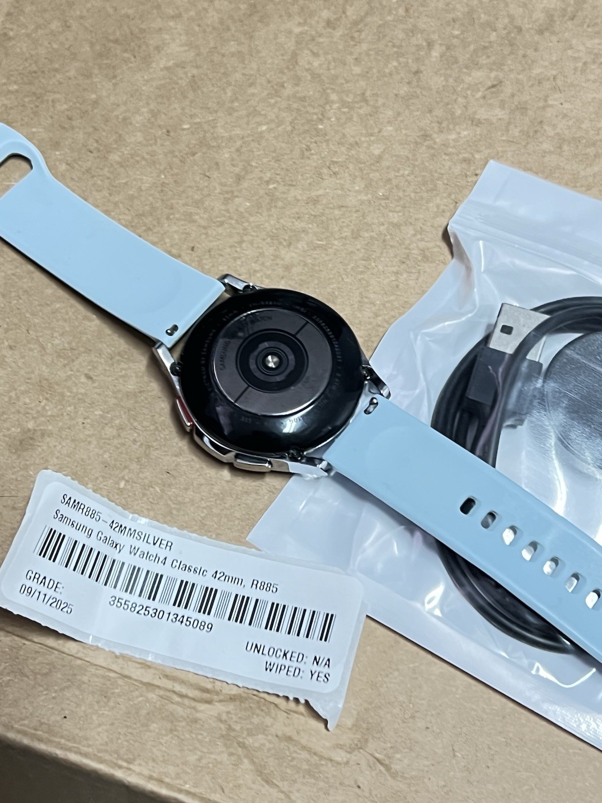 Samsung Galaxy Watch 4 Classic 42mm Bluetooth Smartwatch SM-R885NZKAXAA