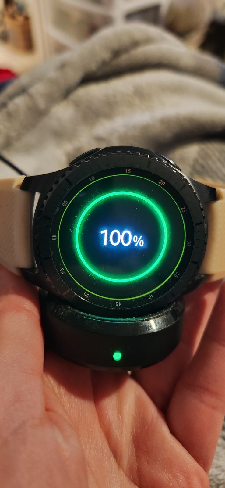 Samsung Galaxy Gear S3 Frontier Smart Watch SM- R760 GUC 46mm with accessories