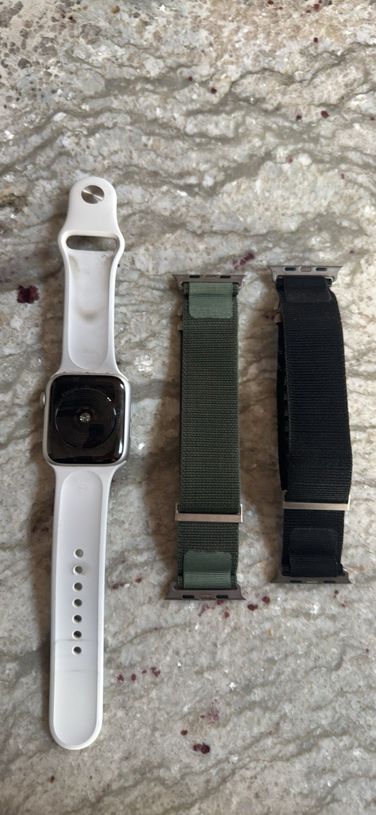 Apple Smart Watch Silver Aluminum Case White Silicone Band Extra Bands