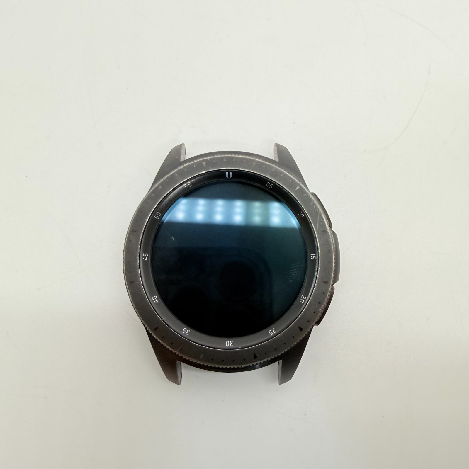 WiFi Only Samsung Galaxy Watch Stainless Steel Smartwatch SM-R810