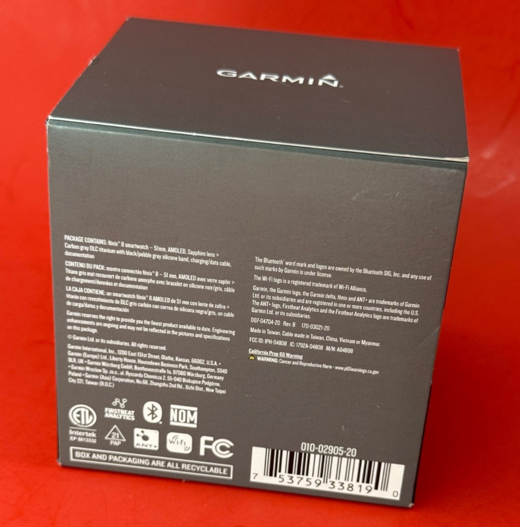 Garmin FENIX 8 AMOLED Sapphire GPS Smartwatch 51 M Fiber-reinforced TITANIUM DLC