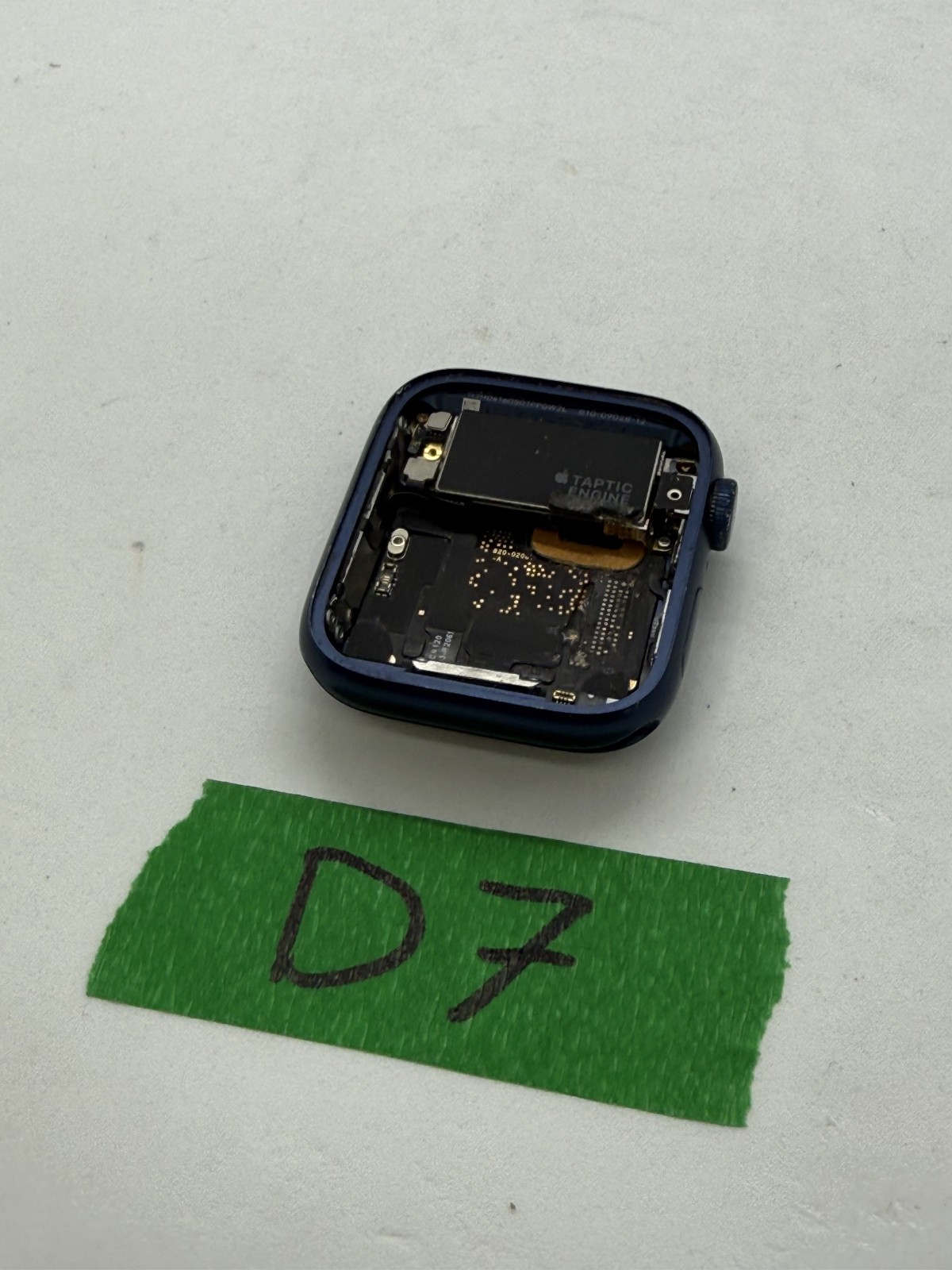 Apple Watch Series 6 44mm GPS A2292 For Parts Only D7