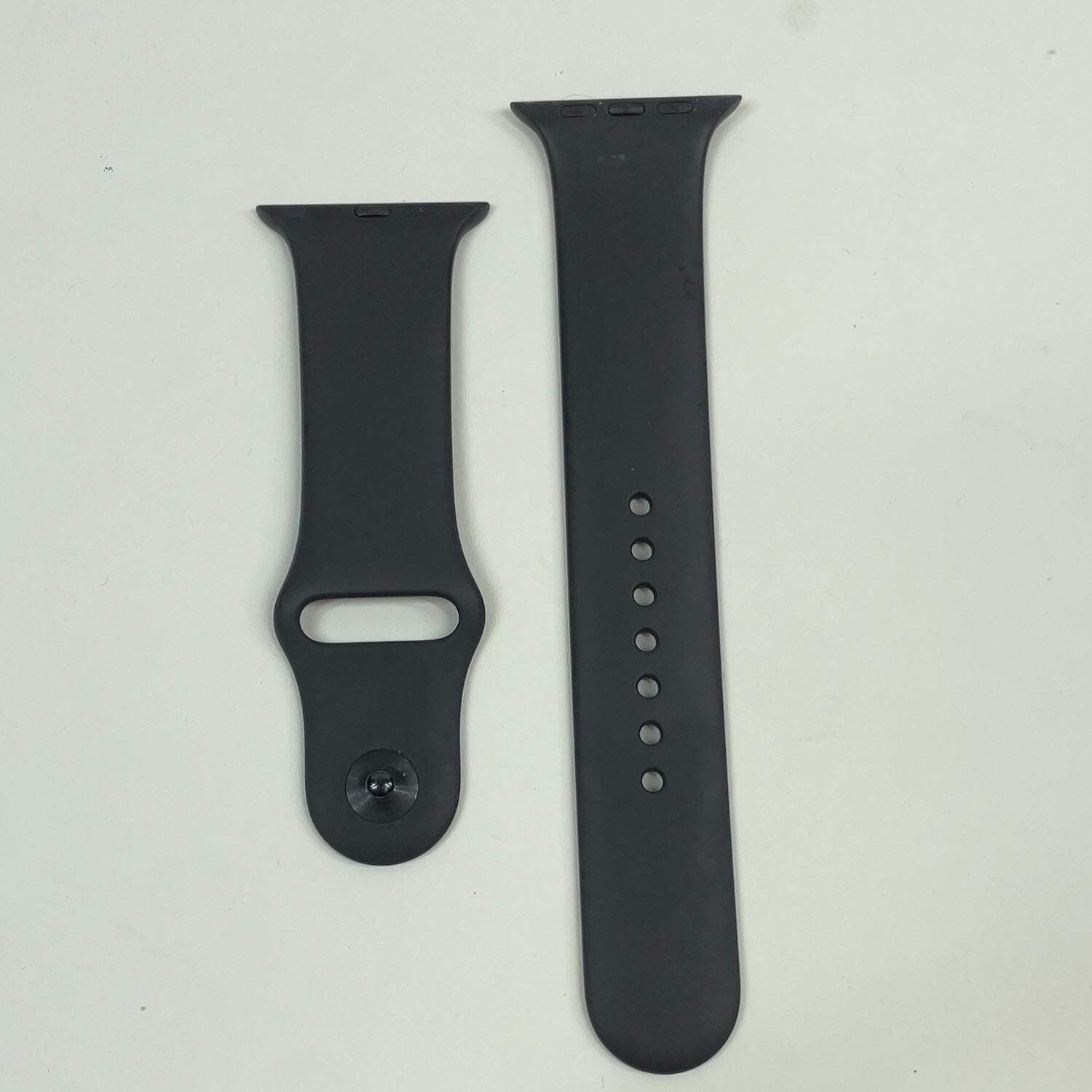 GPS Only Apple Watch Series 3 42MM Space Gray Aluminum Black Sport Band A1859