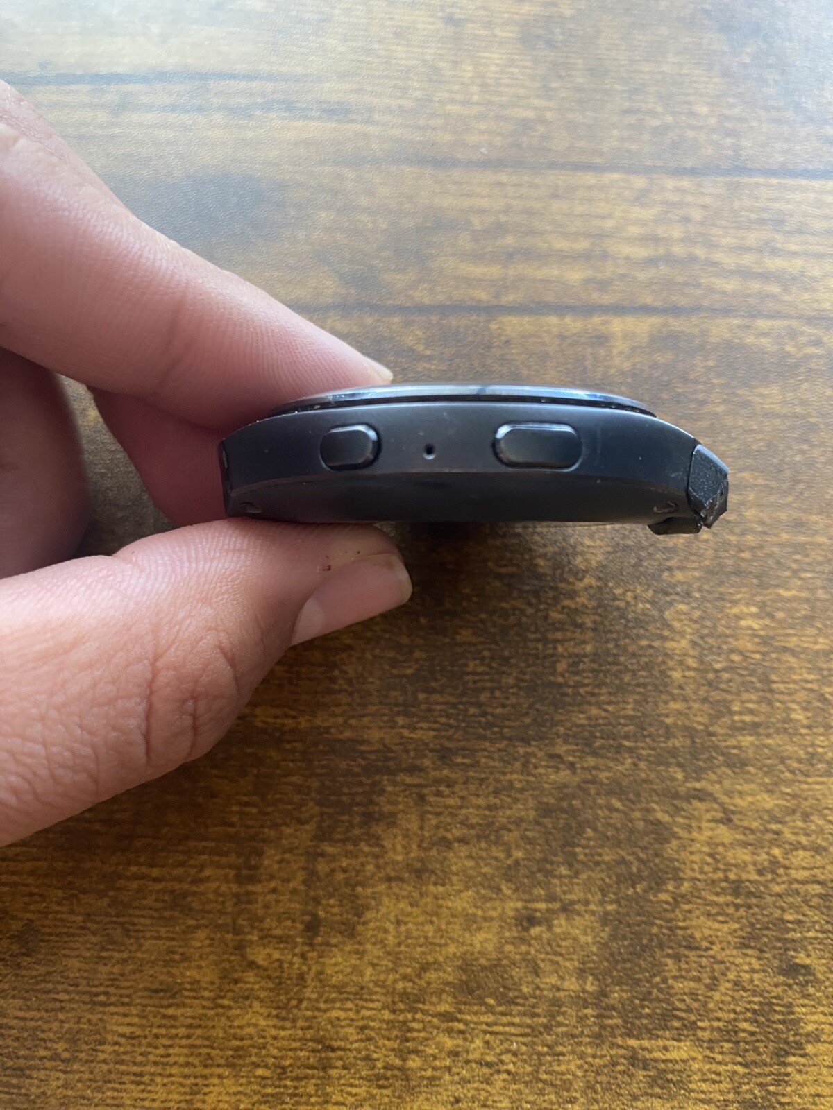 Samsung Gear S2 (SM-R720) 42mm Black – FOR PARTS – STUCK BAND / DEMO