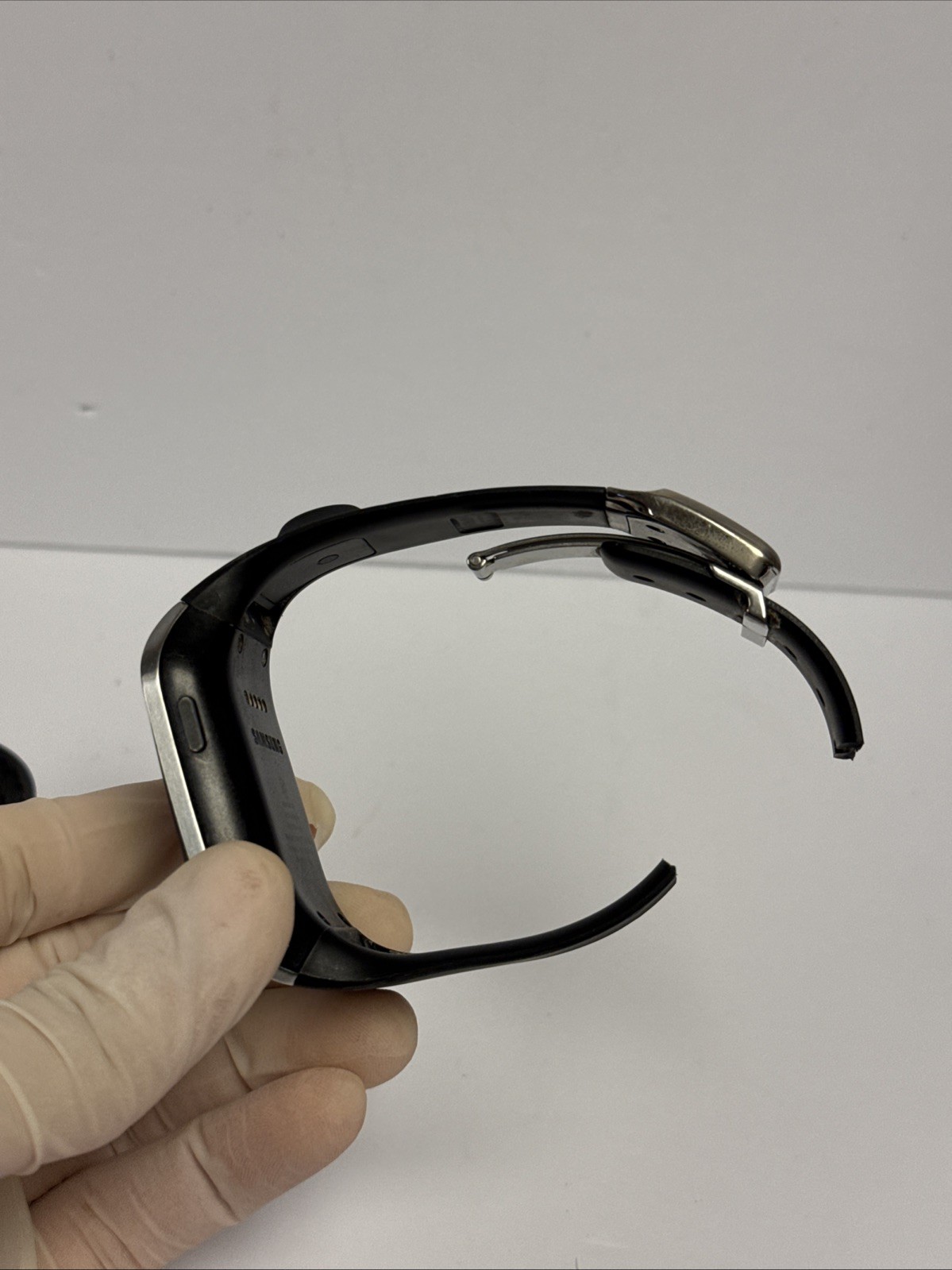 Lot of 2 Samsung Galaxy Gear SM-V700 & R380 Smartwatch Untested For Parts Only