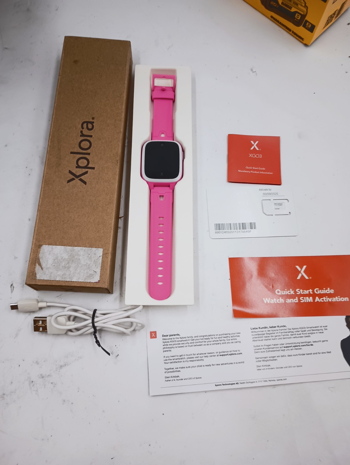 XPLORA XGO3 PINK KIDS SMARTWATCH CELL PHONE GPS TRACKER 4G LTE SOS WATERPROOF