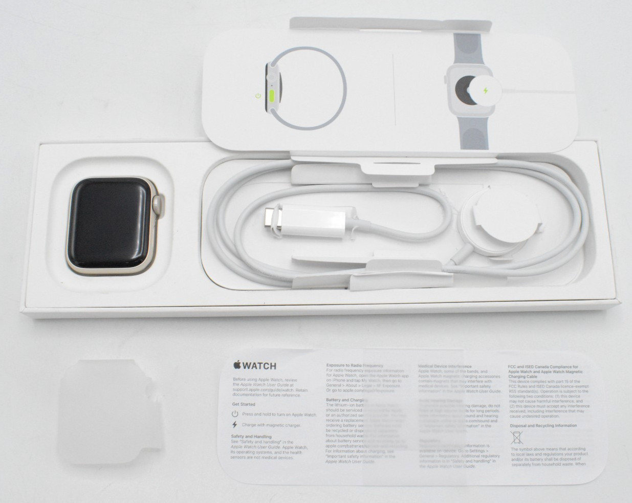 Apple Watch SE 2nd Gen 40mm Starlight Aluminum Case & Sport Band S/M MXEF3LL/A