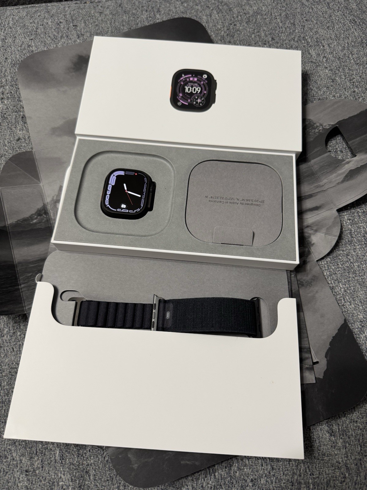Apple Watch Ultra 3 Black Titanium Alpine Loop ( M ) Check Esn
