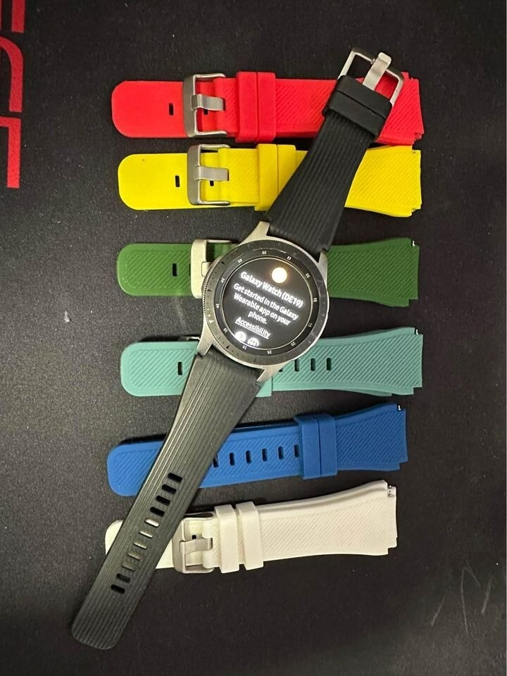 Samsung SM-R775V Gear S3 Classic 4GB Verizon 4G Smartwatch – Black