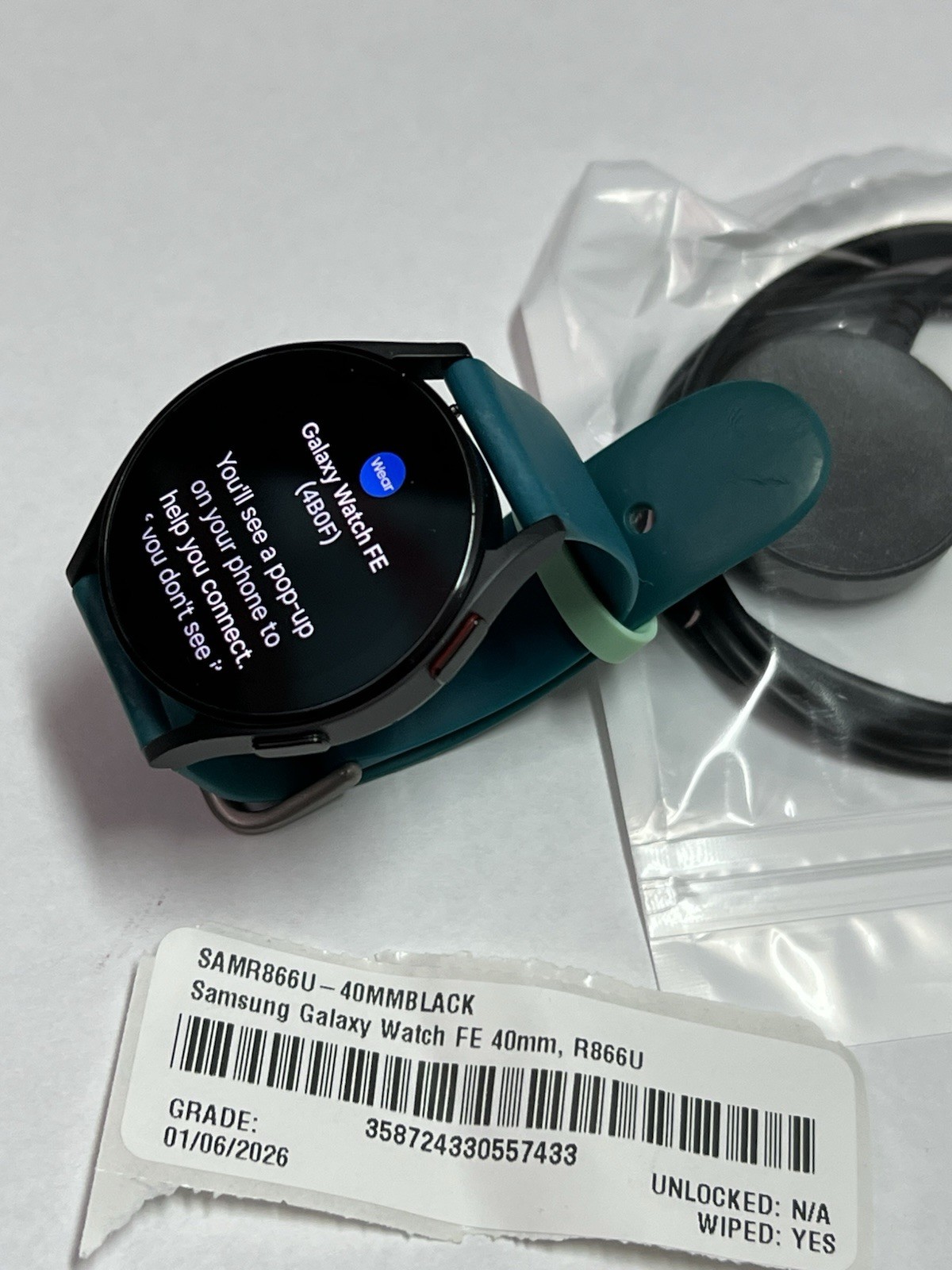 Samsung Galaxy Watch FE 16GB (40mm) (Wi-Fi + Celluler) SM-R866U – Good