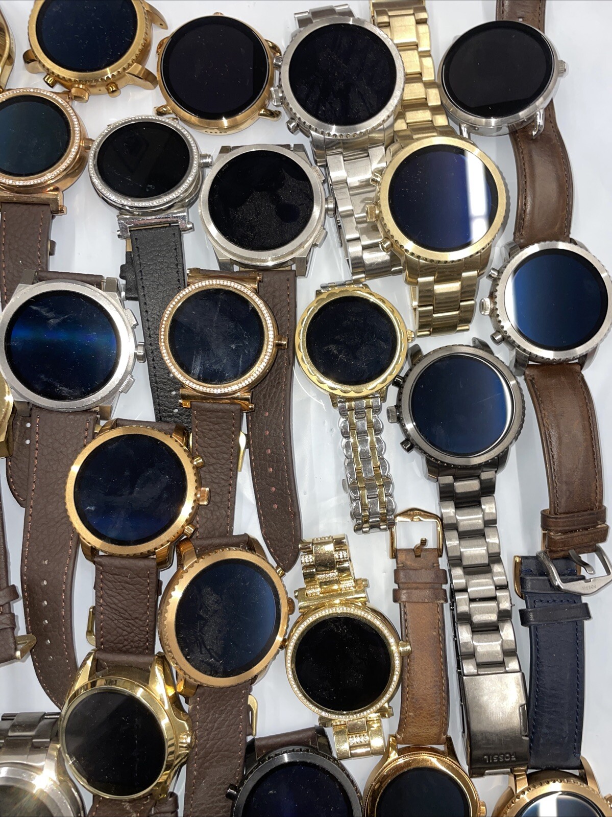 Wholesale watch lot of Fossil/Michael Kors Gen 3 Smart Watch Qty 100 Sku LAN24