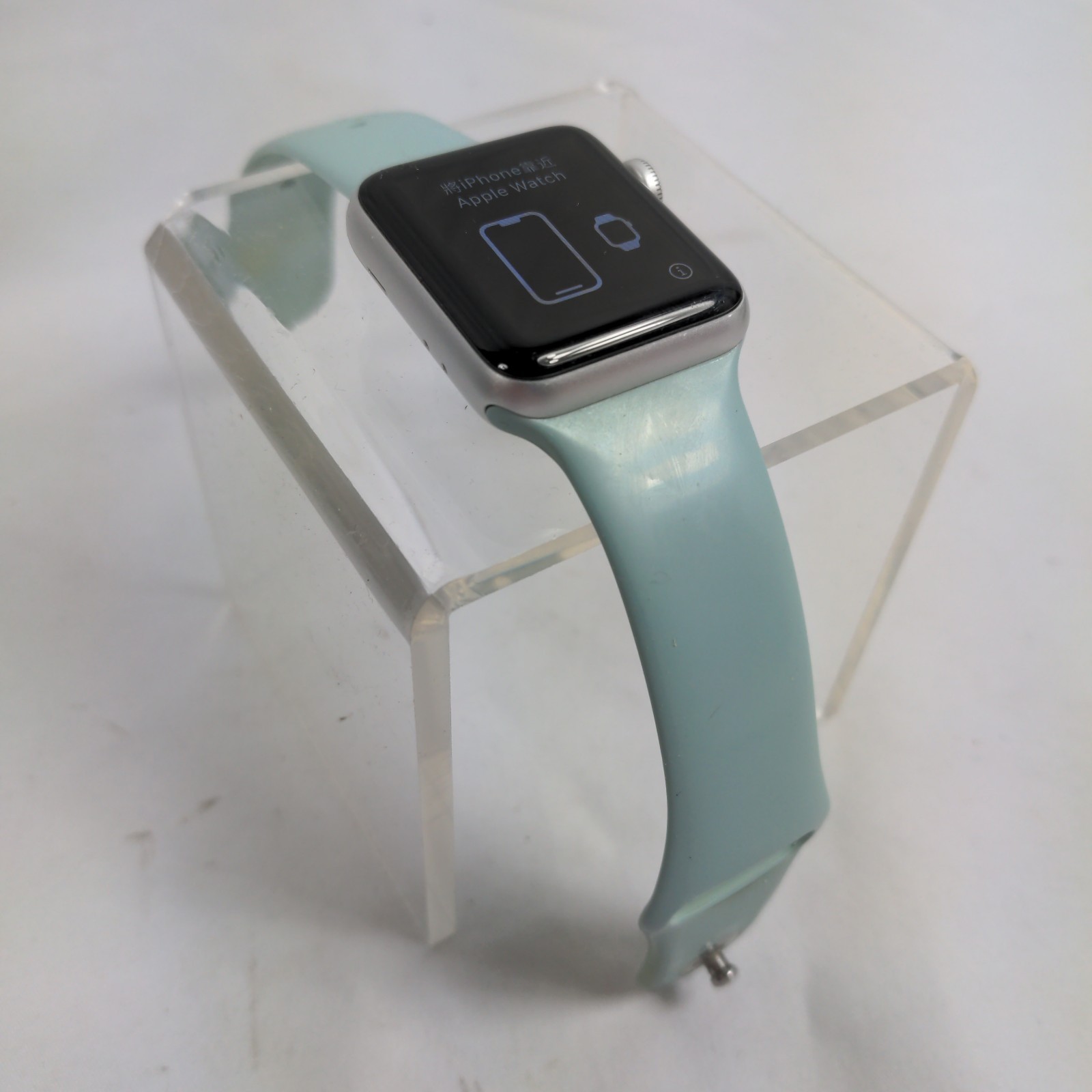 WORKING! Apple Watch Series 3, 38mm, Aluminum Case, GPS, WR-50M, Light Blue