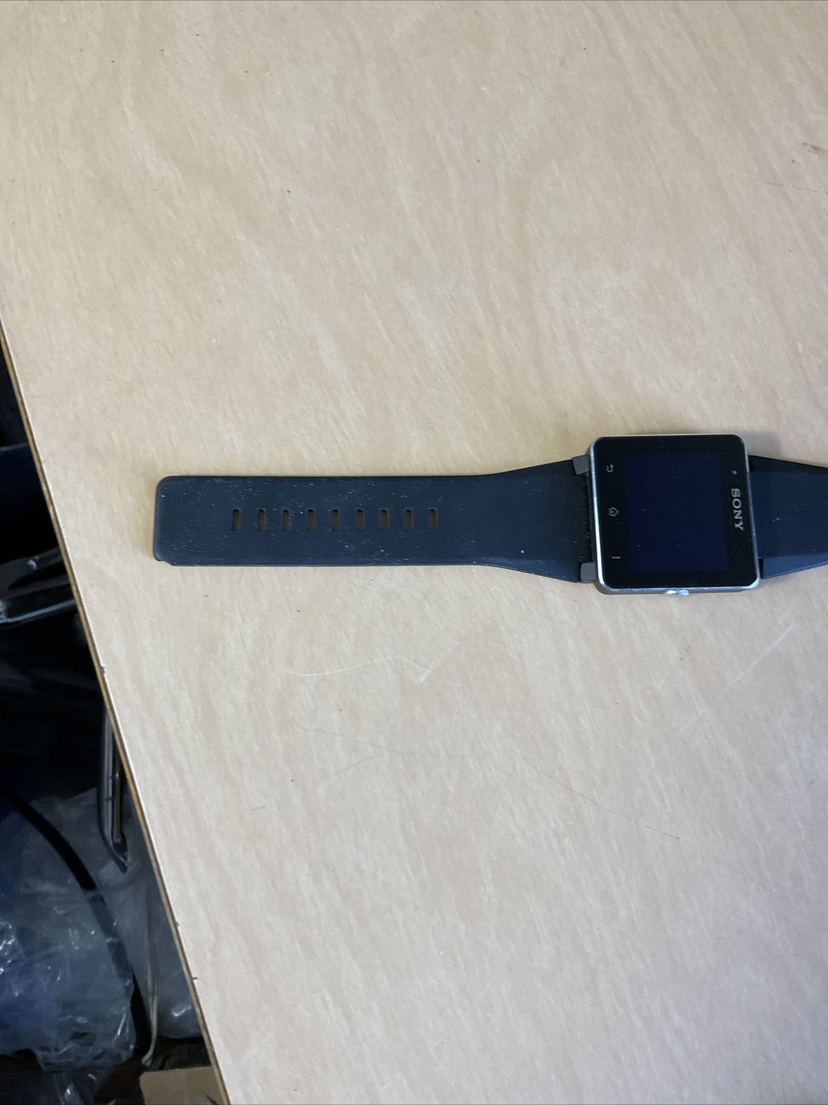 NICE! Sony Smart Watch SW2 For Android Bluetooth with Charging Cord