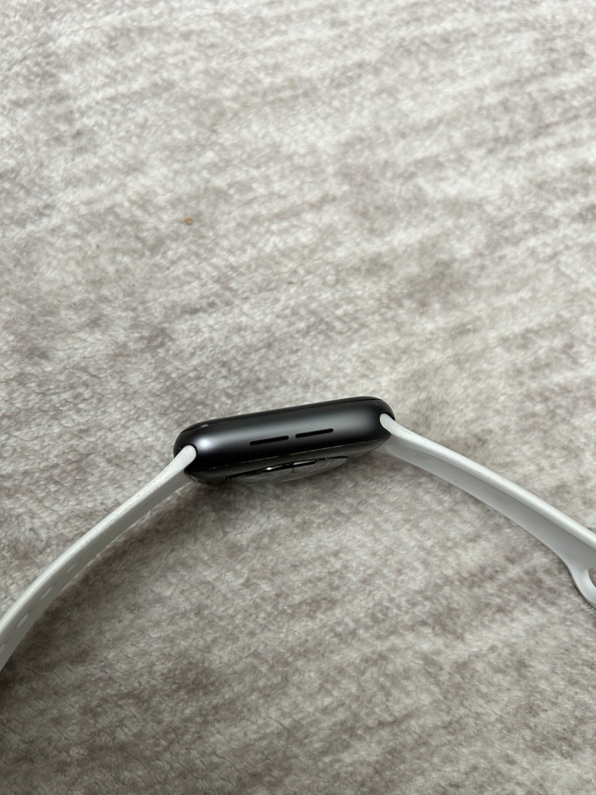 Apple Watch Series 4 44mm Space Gray with White Band (GPS Only)